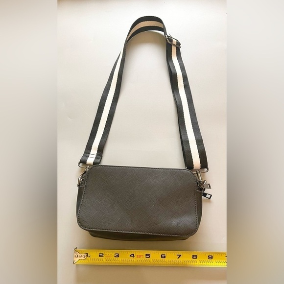 Women's Black Small Crossbody Bag Vegan Leather Purse Block Adjustable Strap - Picture 10 of 10